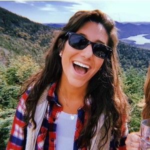 Meet your Posher, Bettina